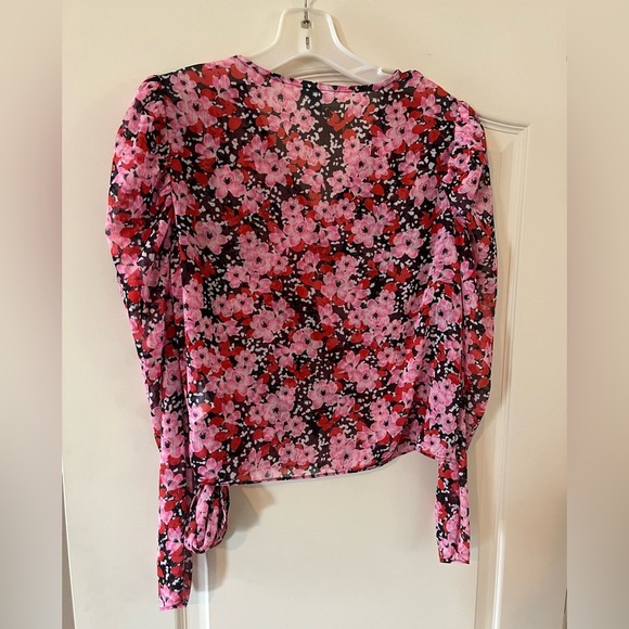 Bar III Floral Pink Semi Sheer Intricate Sleeve Detail Blouse Women’s Size Med - Picture 3 of 10